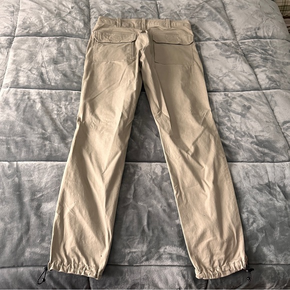 Men’s Abercrombie Beige Tactical Cargo Pants Size 31x32 - Picture 4 of 6